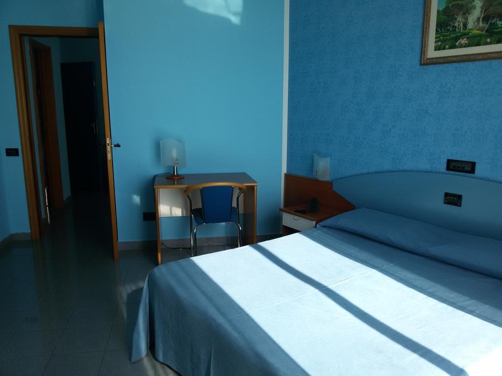 Hotel Ristorante Miramare Marina di Gioiosa Ionica ห้อง รูปภาพ