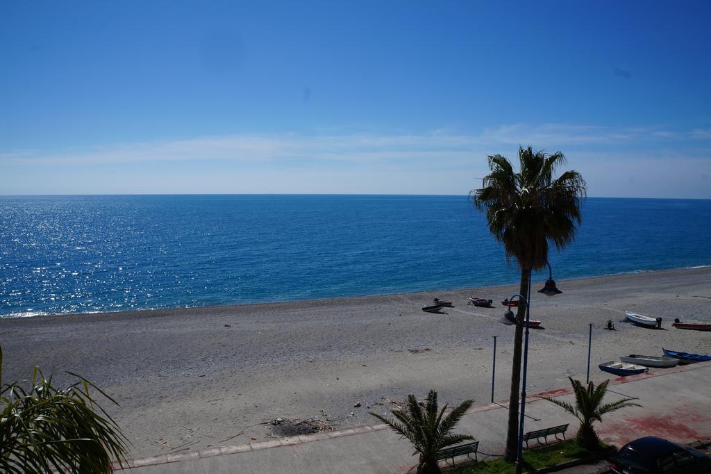 Hotel Ristorante Miramare Marina di Gioiosa Ionica ภายนอก รูปภาพ