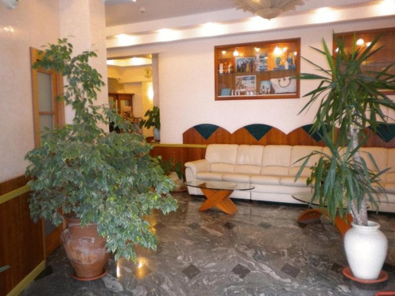 Hotel Ristorante Miramare Marina di Gioiosa Ionica ภายนอก รูปภาพ