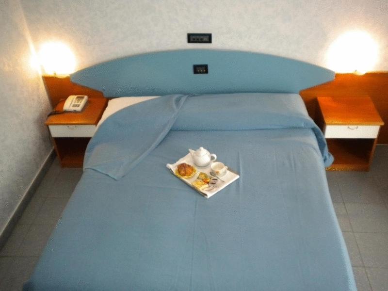 Hotel Ristorante Miramare Marina di Gioiosa Ionica ภายนอก รูปภาพ