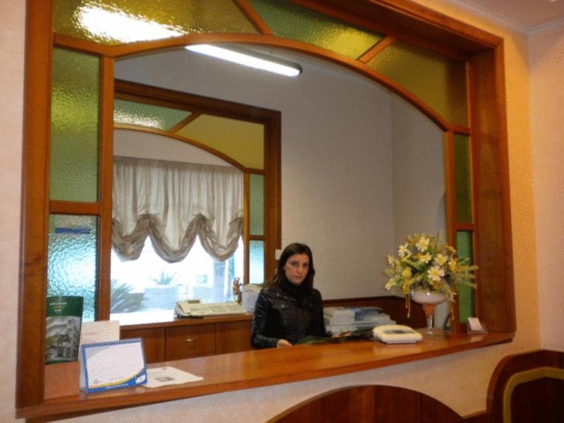 Hotel Ristorante Miramare Marina di Gioiosa Ionica ภายนอก รูปภาพ