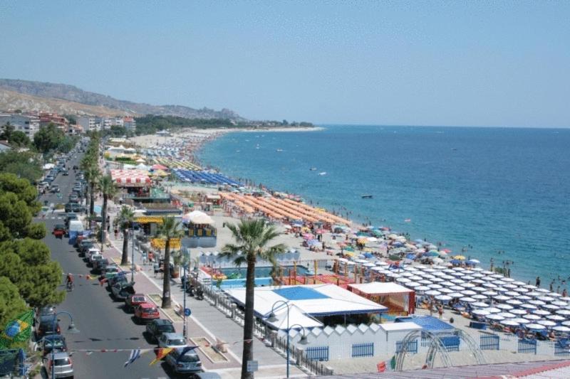 Hotel Ristorante Miramare Marina di Gioiosa Ionica ภายนอก รูปภาพ