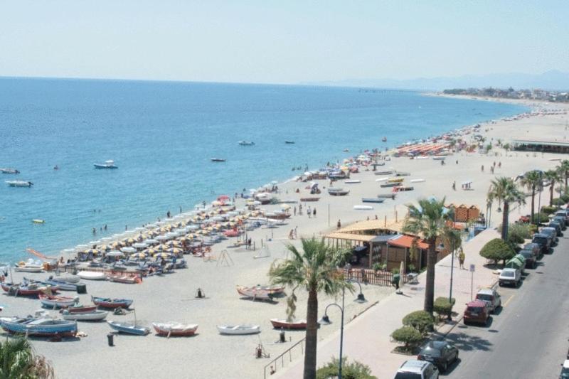Hotel Ristorante Miramare Marina di Gioiosa Ionica ภายนอก รูปภาพ